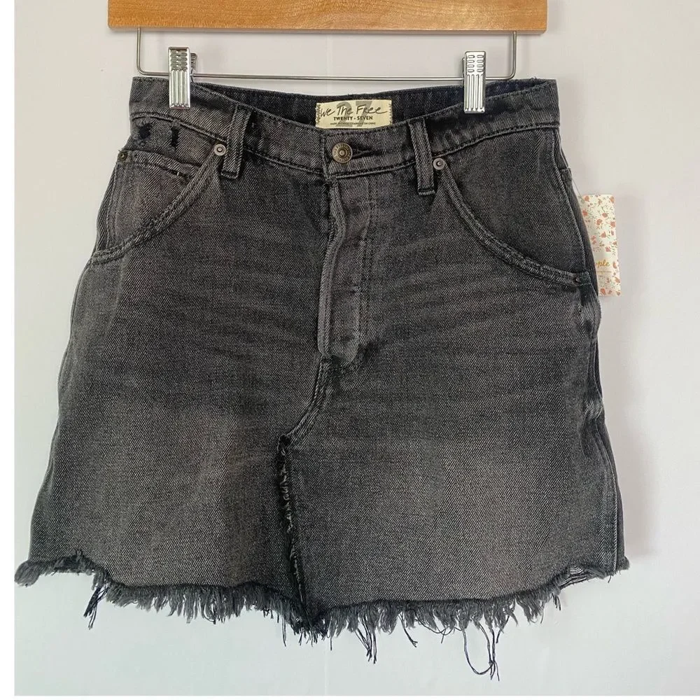 NWT FREE PEOPLE Faded Black Brea Cut Off High Rise Frayed Denim Mini Skirt
